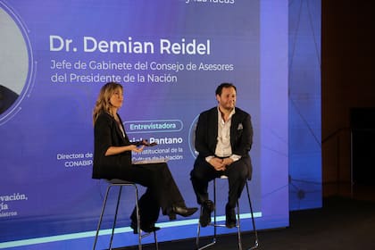 Demian Reidel, en un evento de Inteligencia Artificial cuando aún era funcionario