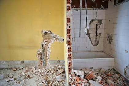 Demolición del edificio Marconetti