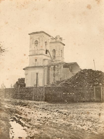 Demolición del viejo templo, 1895
