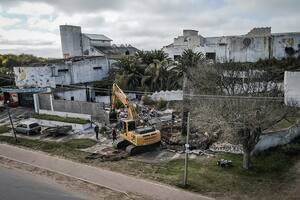 Demuelen parte de la emblemática discoteca Ku: qué harán en ese espacio frente al mar