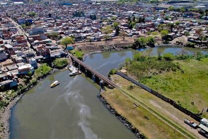 Demoras en el saneamiento del Riachuelo