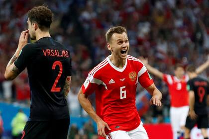 Denis Cheryshev festeja el gol