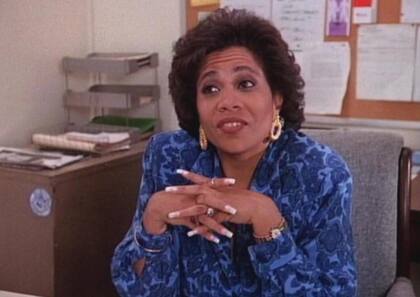 Denise Dowse como Yvonne Teasley en Beverly Hills 90210