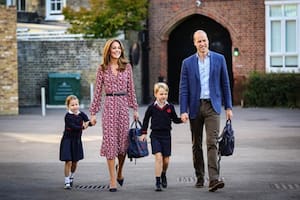 ¿Por qué el príncipe George y la princesa Charlotte usan un nombre diferente en la escuela?