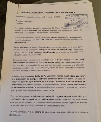 Denuncia colectiva presentada por los vecinos de Barrio Parque ante la Agencia Gubernamental de Control, el 15 de octubre de 2025