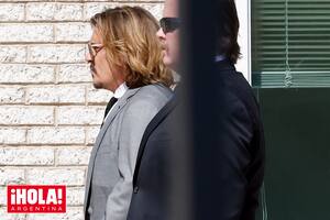 Depp llega a la corte de Fairfax County en Virginia, el lunes 11, para el inicio del juicio en el que le reclama 50 millones de dólares a Amber Heard, por los “daños provocados a su imagen”.