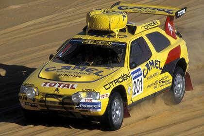 Citroën ZX. Otra leyenda que ganó en 1991 con Ari Vatanen y se enfrentó a los Mitsubishi durante los '90, con Pierre Lartigue ganando tres veces consecutivas (1994-1996)