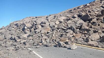 Derrumbe de un cerro en Neuquén