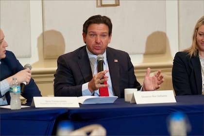 DeSantis instó a los legisladores a aprobar una propuesta para incluir una enmienda en la boleta electoral de este año que eliminaría los impuestos a la propiedad en Florida