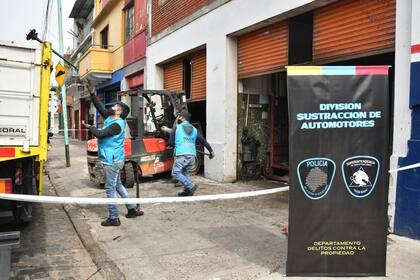 Desbaratan un desarmadero en la zona comercial de Warnes