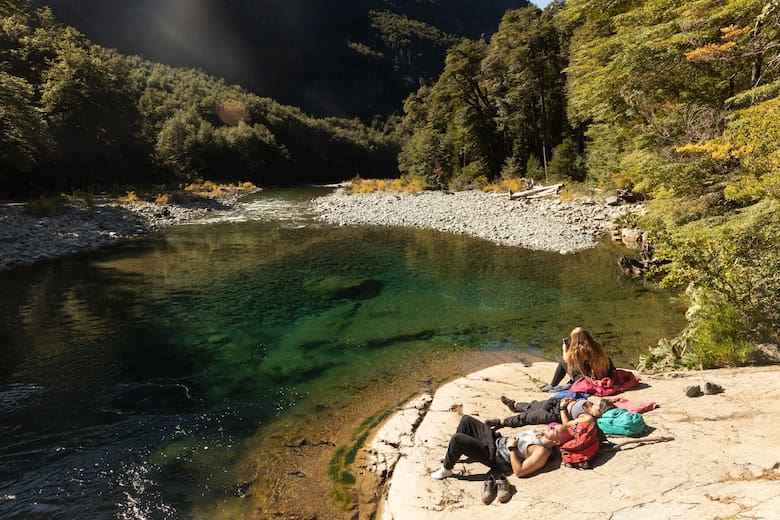 Lago Puelo: el refugio patagónico que encanta a los amantes de la naturaleza