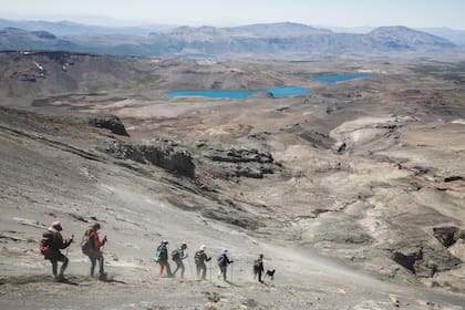 Descenso del volcán Copahue.