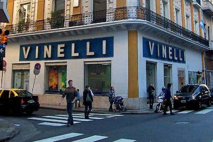 Desde 1925 que funciona en el palacio la inmobiliaria de la familia Vinelli