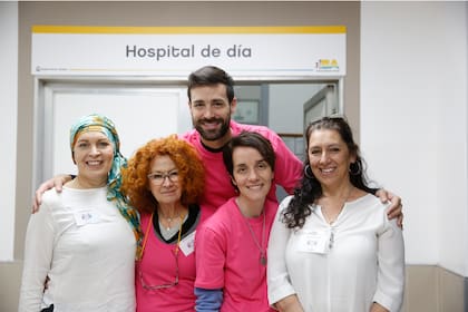 Desde 2000, Sostén acompaña a las personas con diagnóstico de todo tipo de cáncer y a sus familias, brindándoles orientación y contención. Foto: Silvana Colombo