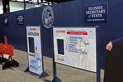 Desde 2013, Illinois emitió más de 300 mil TVDL, pero ahora adopta un modelo inclusivo con las licencias estándar