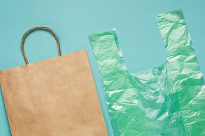 Desde 2028 deberán tener al menos 50% de material reciclado posconsumo
