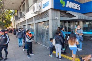 Desde Anses aclararon qué pasa si el titular del nuevo IFE no pasa a retirar el dinero el mismo día que se acredita