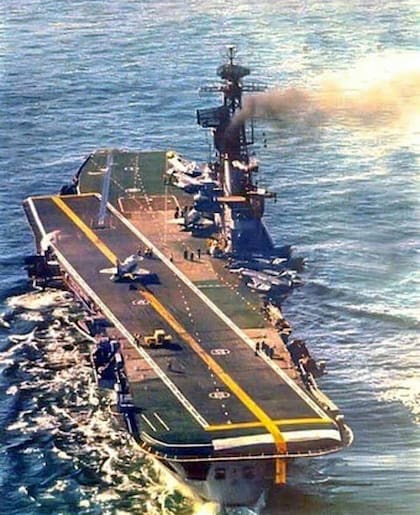 Desde arriba, se ve con claridad la pista "angulada"