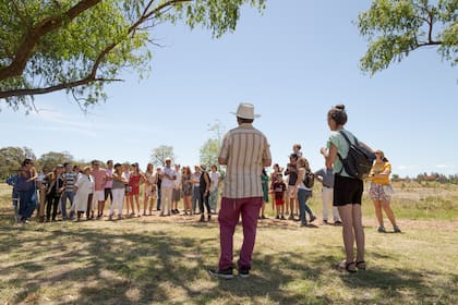 Desde Aves Argentinas y Carlos Thays organizaron un paseo por la reserva y una charla informativa sobre la importancia de enriquecer el patrimonio natural del barrio.