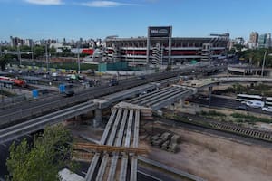 Cierran autopistas y puentes porteños: habrá cortes totales y desvíos de tránsito