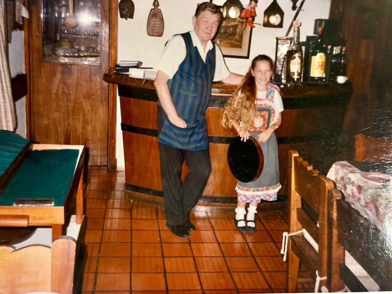 Desde chiquita ayudaba a sus padres en el restaurante