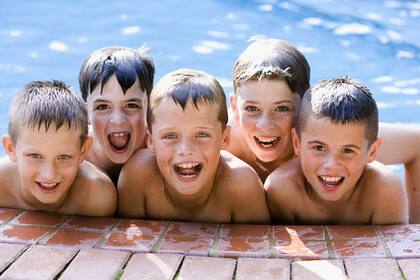 Desde clases de natación hasta pileta libre, hay muchísimas opciones para refrescarse en verano