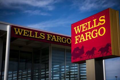 Desde diciembre de 2023, varios clientes de Wells Fargo reportaron bloqueos en sus cuentas, especialmente aquellos con vínculos con países sancionados por EE.UU., como Cuba