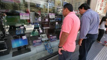 Desde el 31 de marzo se podrán importar computadoras, notebooks, y tablets, sin pagar aranceles