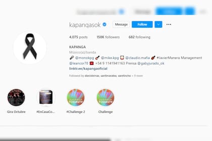 Desde el grupo Kapanga, pusieron en redes sociales el lazo negro de luto (Captura Instagram @kapangasok)
