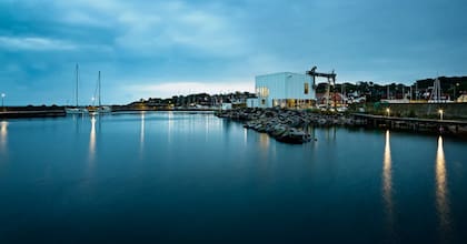 Desde el pintoresco puerto de Tejn no hay indicio de la floración tóxica que se expande lentamente por el fondo del mar Báltico