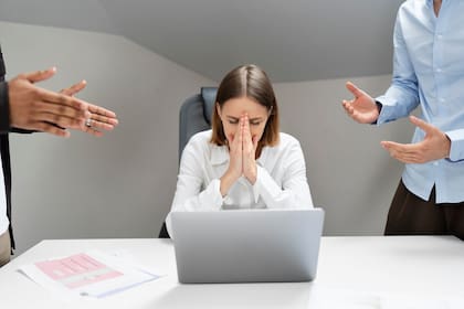 Desde en la pareja hasta entre compañeros de trabajo, las situaciones de conflicto pueden presentarse, y no siempre son negativas