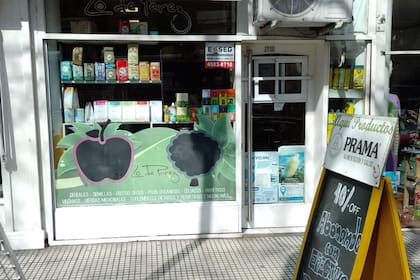 Desde hace 15 años, Lo de Pérez ofrece productos para una alimentación equilibrada en el barrio de Belgrano.