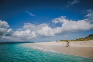 La paradisiaca isla caribeña a menos de tres horas de Miami con una característica única