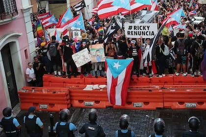 Por doce días el pueblo salió a las calles a protestar contra el gobernador