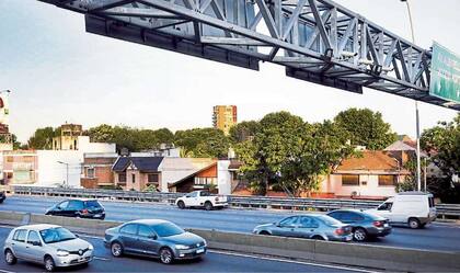 Desde hoy comenzará a controlarse la velocidad máxima permitida en la General Paz de 80 km/h