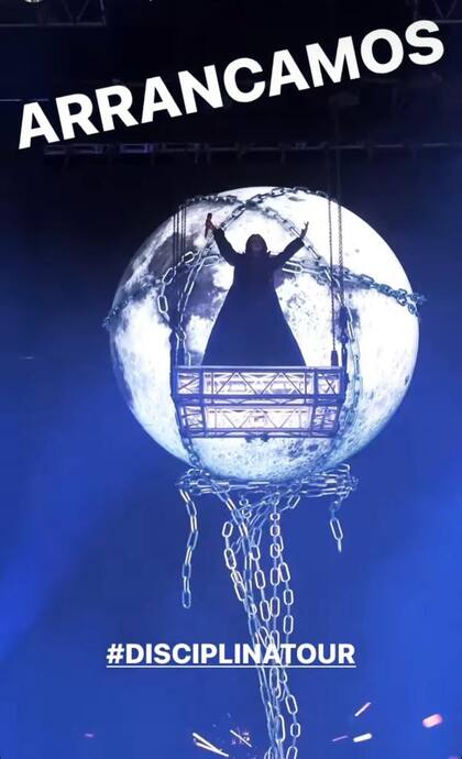 Desde la cuenta de Instagram de la cantante compartieron imágenes y videos durante el show (Foto: Instagram @lalioficial)