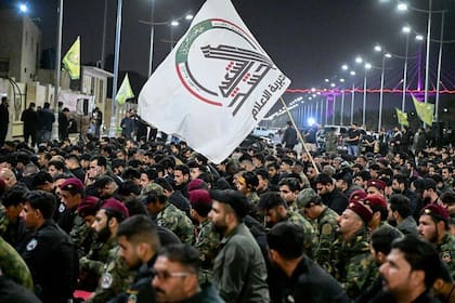 Desde la década de 1980, Irán creó una amplia red de grupos y aliados para defender sus intereses en la región. En la foto, miembros de la milicia iraquí.