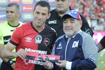 Desde la dirigencia de Central dijeron que su paso por Newells no tienen nada que ver con que no sea homenajeado el próximo sábado