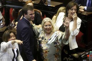 La Corte: el apuntado por la CC, la reacción oficial y la visión de los juristas