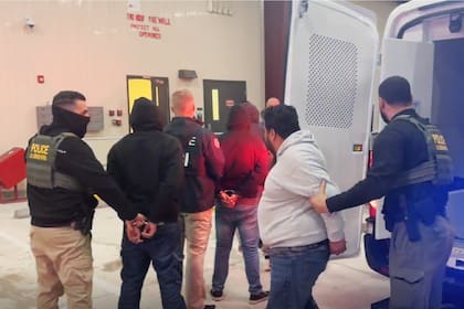 Desde la llegada de Donald Trump al poder, las redadas masivas se multiplicaron en todo EE.UU.