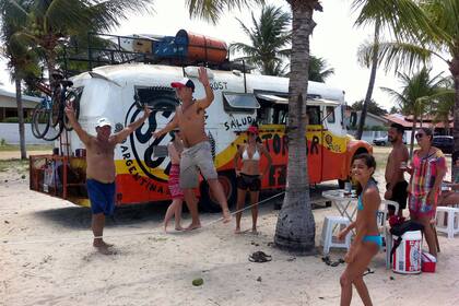Desde la Patagonia llegaron a Guatemala. De allí se estirarán a Cancún para tomar un avión hasta la capital rusa.