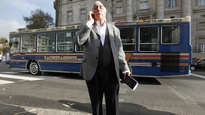 Roberto Fernández, jefe de los colectiveros de la UTA, se fue de la CGT