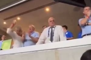Desde los palcos, algunos dirigentes uruguayos también participaron de los incidentes en la semifinal de la Copa América entre Uruguay y Colombia
