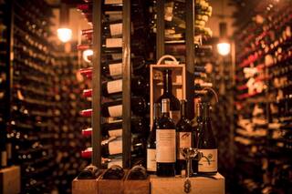 De $400 a $122.000: así es la carta de vinos de Don Julio, el mejor del país