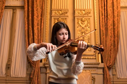 Desde que empezó a tocar el violín, Pilar se destacó no solo por su talento, sino también por su actitud; "siempre quería más", cuenta su madre