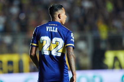 Desde que fue denunciado por violencia de género, Boca no sabía qué hacer con Villa; hasta que el colombiano hizo todo mal y resolvió la ecuación: será transferido a fin de año
