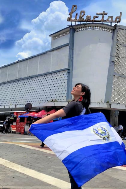 Desde que hizo pública su orientación, Alejandra se siente acompañada por otras personas asexuales