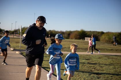 Desde ranchos occidentales hasta áreas protegidas como Cross Timbers, Flower Mound ofrece tres estilos de vida distintos en un mismo municipio