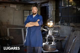 Transforma lo que otros descartan en increíbles esculturas en su taller de Villa La Angostura