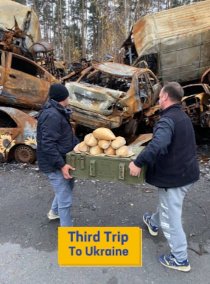 Desde su panadería, Manolo ha liderado iniciativas de ayuda humanitaria tanto a nivel local como internacional, como la entrega de pan a zonas de guerra